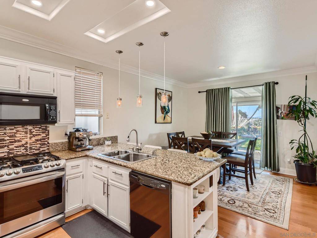 Riverside, CA 92503,16215 Twilight Circle
