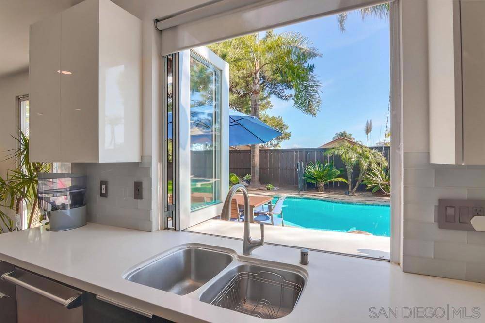 Chula Vista, CA 91910,567 Paseo Rosal