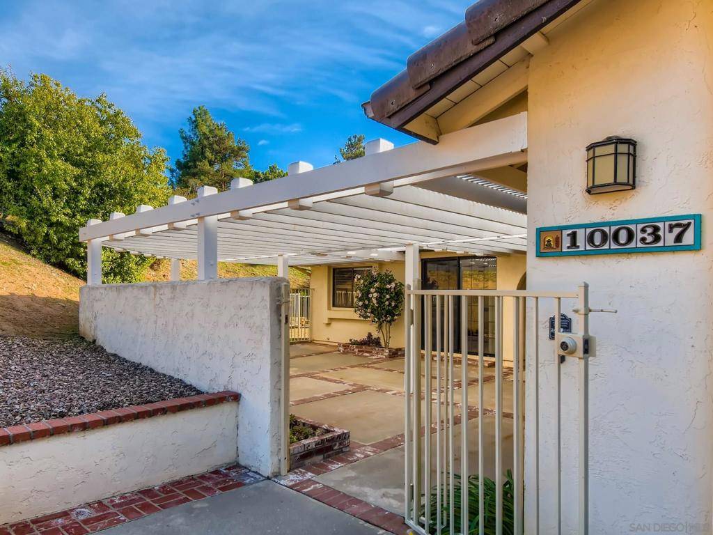 Escondido, CA 92026,10037 Sage Hill Way