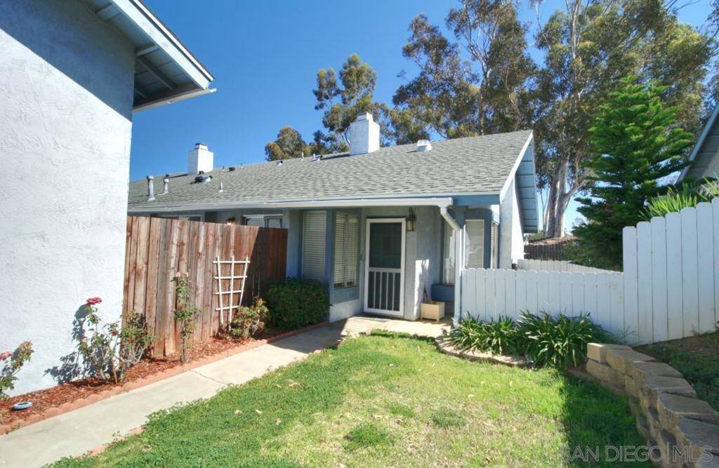 Escondido, CA 92026,1134 Corral Gln