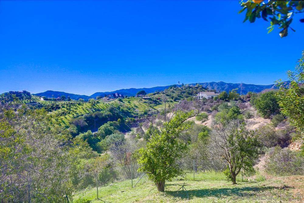Fallbrook, CA 92028,39221 Daily Rd.