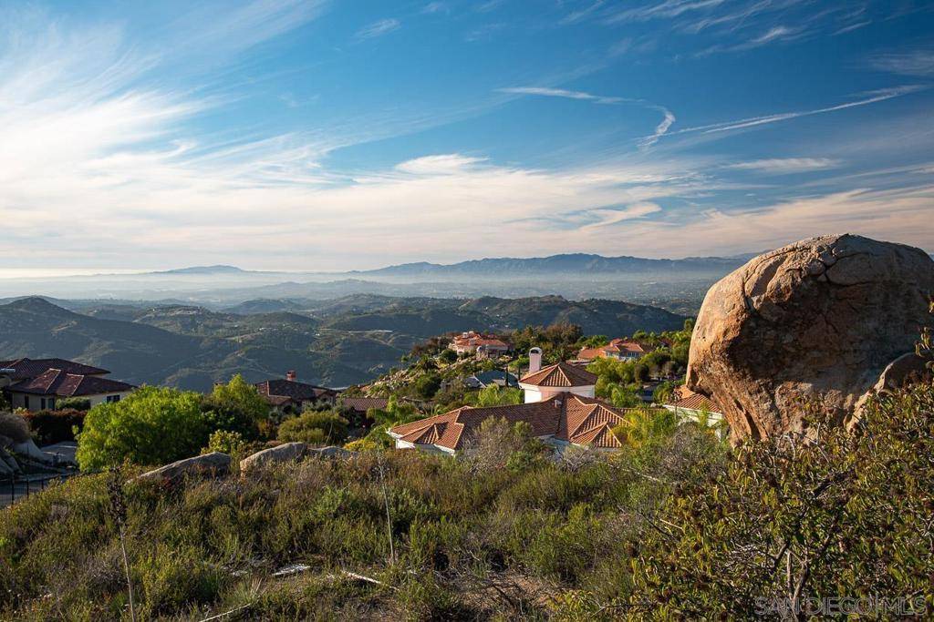 Escondido, CA 92026,0 Meadow Glen Way