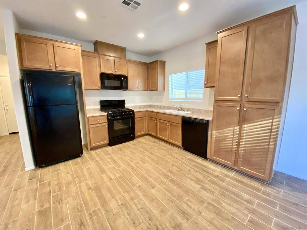 Fallbrook, CA 92028,35107 Persano Place