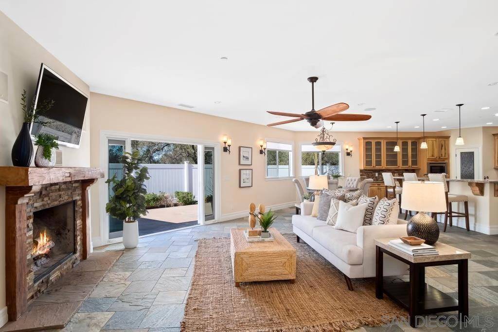 Fallbrook, CA 92028,1105 Sycamore Dr