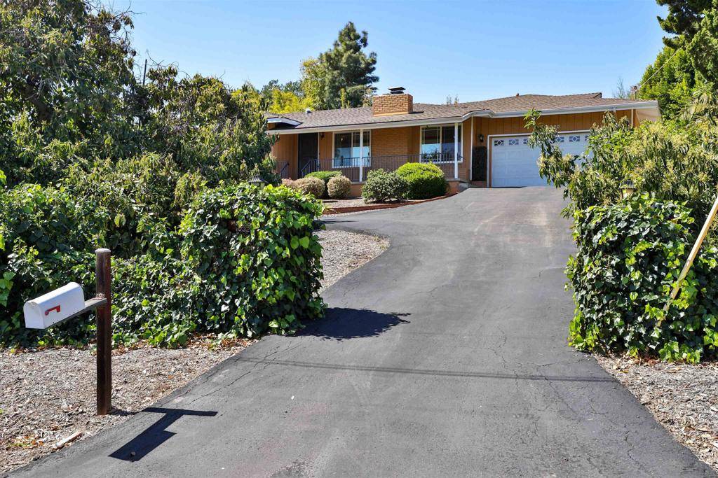 La Mesa, CA 91941,10320 Rancho Rd