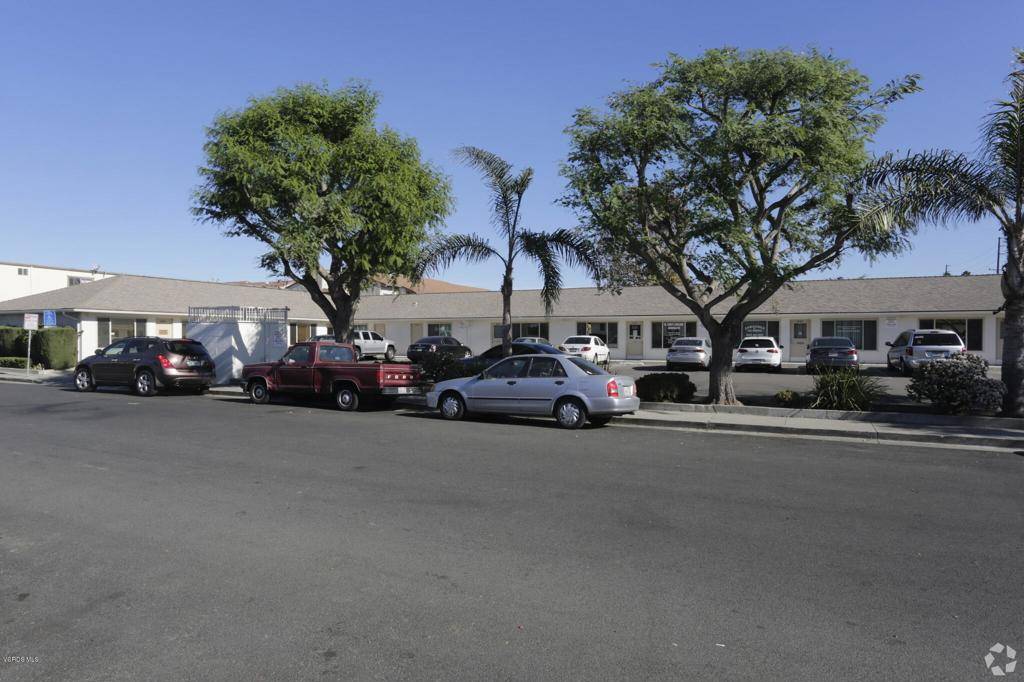 Oxnard, CA 93036,1261 W Gonzales RD