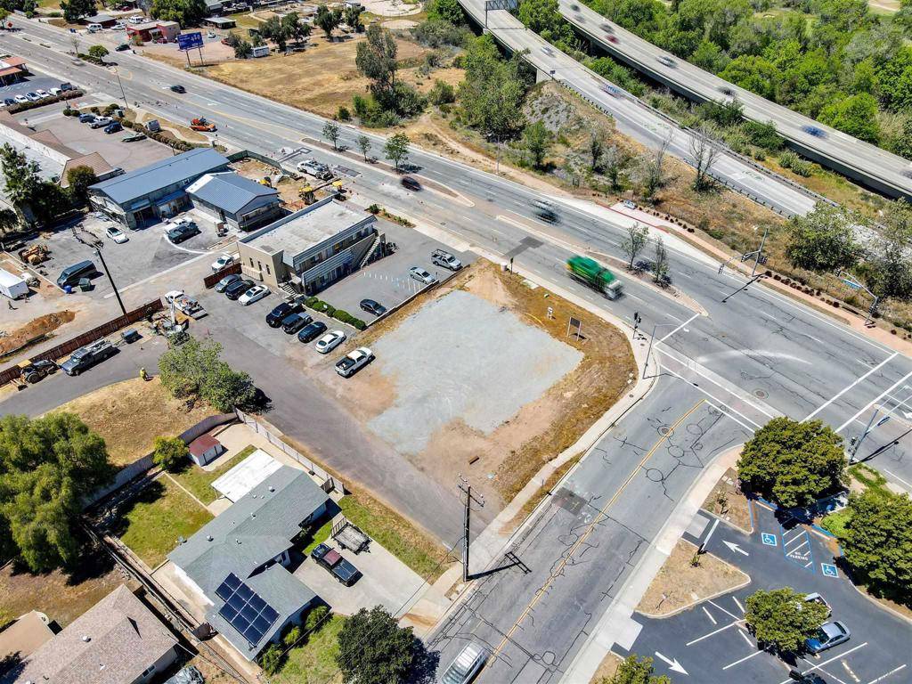 Santee, CA 92071,8069 Mission George 1