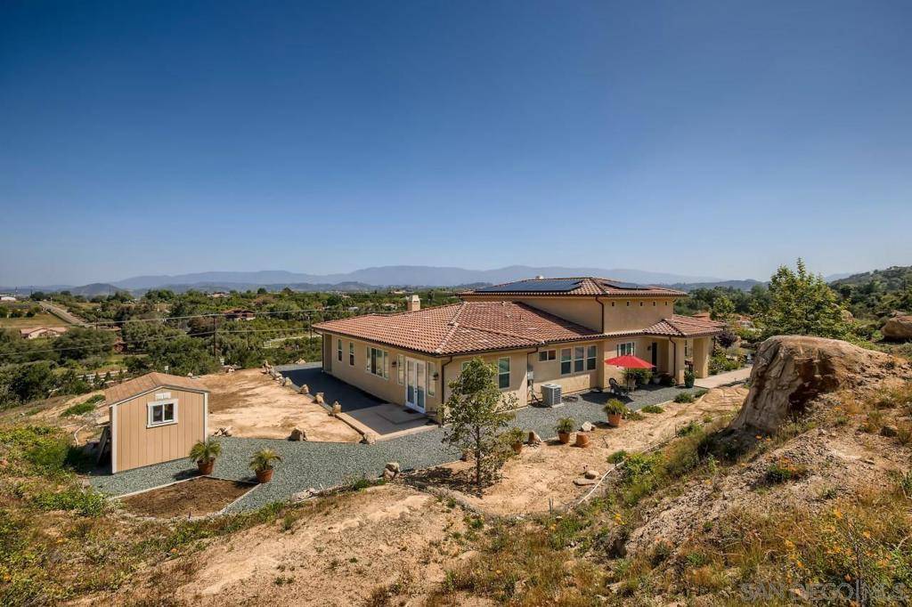 Valley Center, CA 92082,30050 Stone Summit Drive