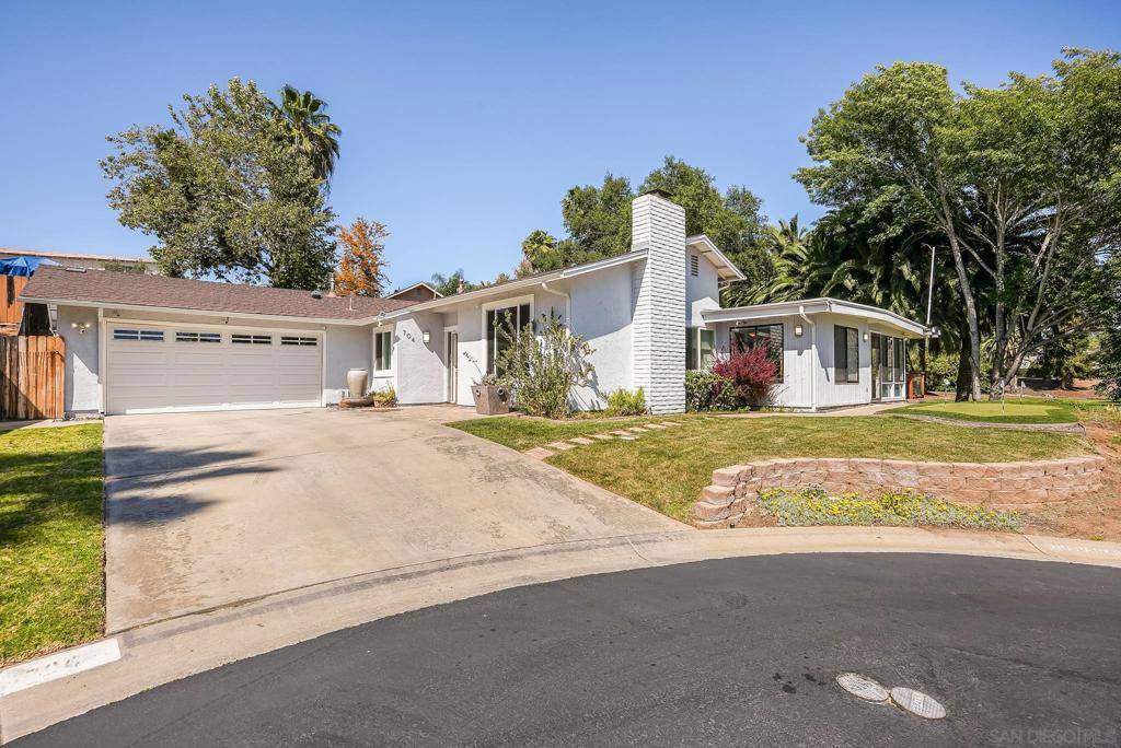 Fallbrook, CA 92028,704 Old Bridge Rd