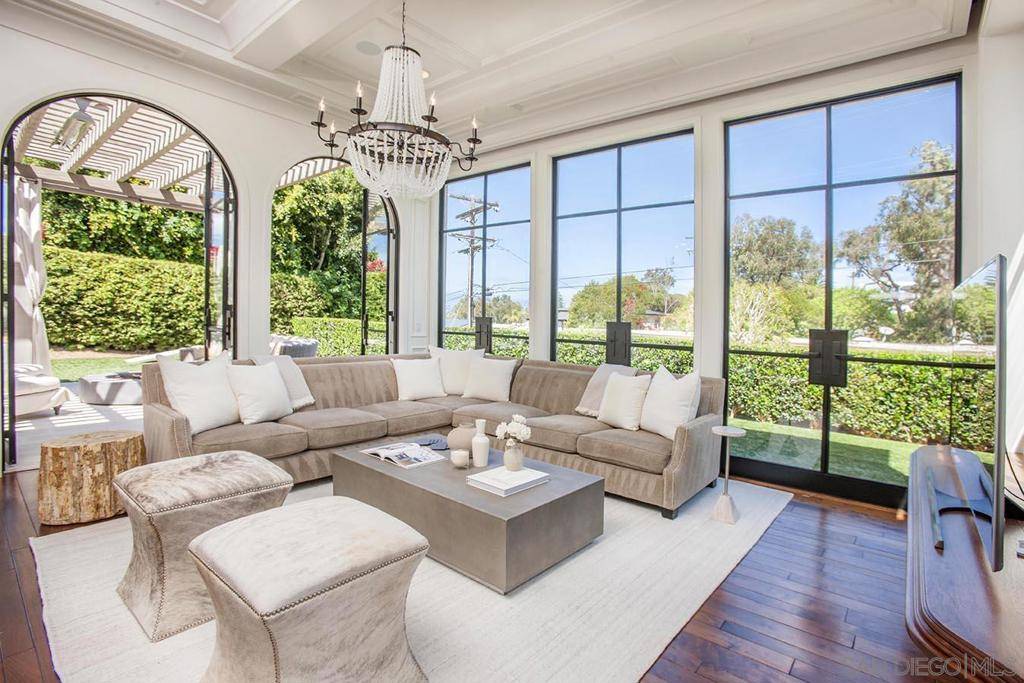 Del Mar, CA 92014,443 11th Street