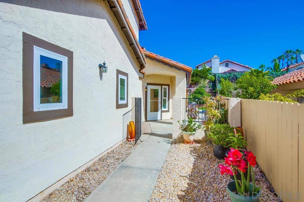 Vista, CA 92081,1580 Mallorca Dr