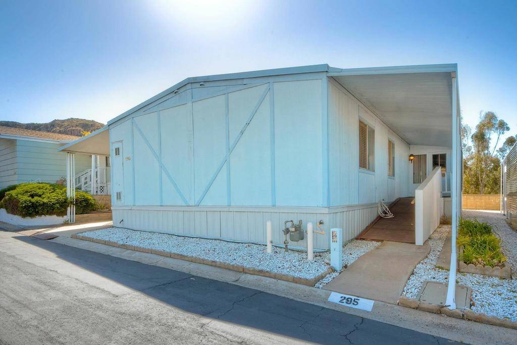 Santee, CA 92071,7467 Mission Gorge Rd #SPC 295