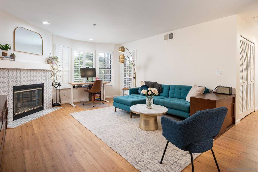 San Diego, CA 92103,909 Sutter St #105