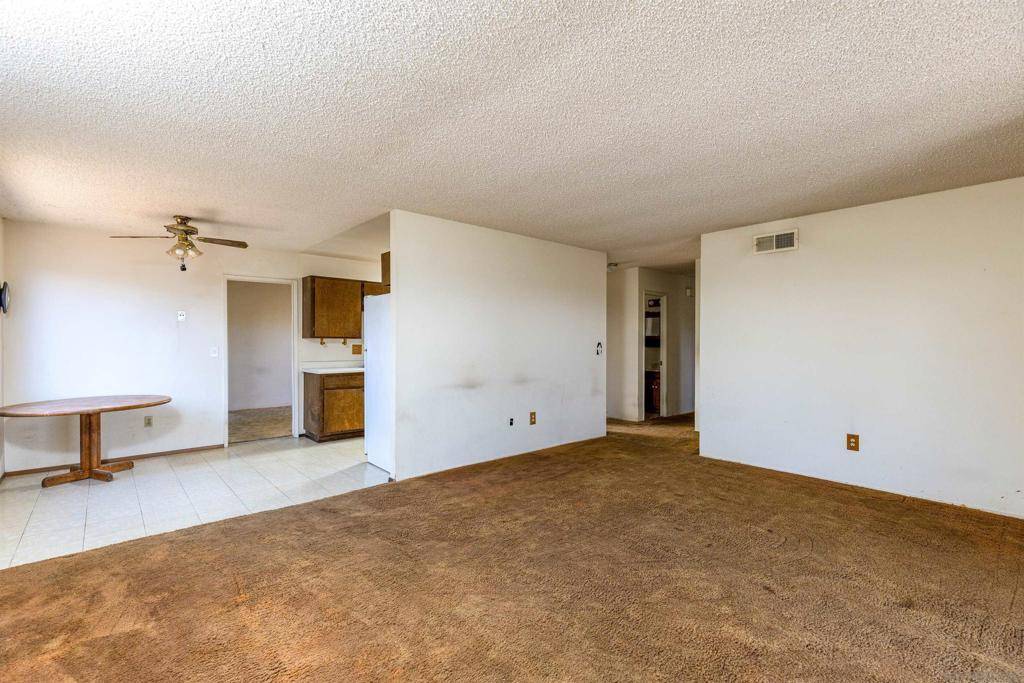 Santee, CA 92071,9509 Medina Dr