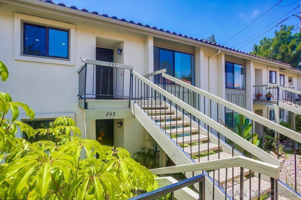 Encinitas, CA 92024,247 Fairlee