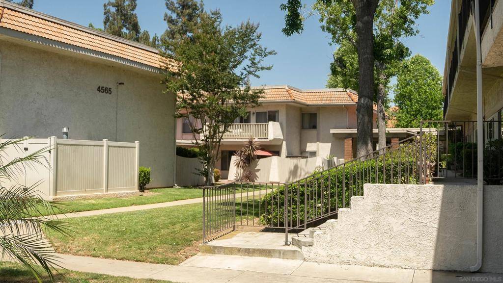 La Verne, CA 91750,4545 Ramona Ave #4