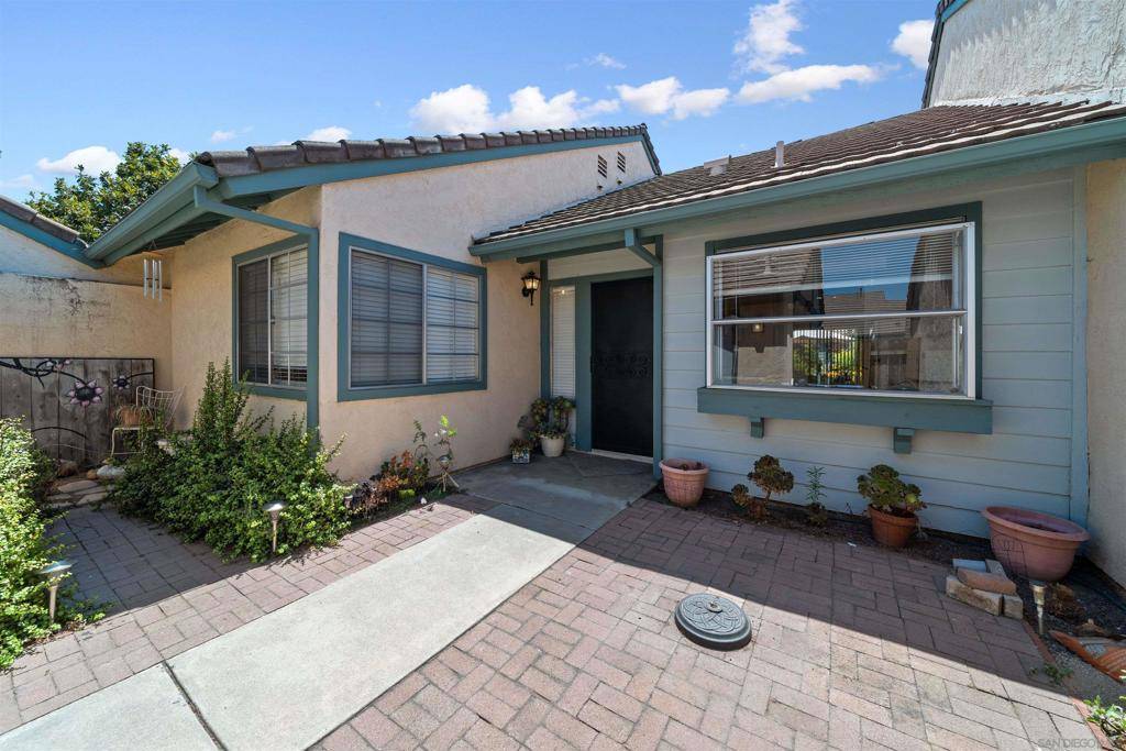 Escondido, CA 92027,413 Hanford Gln