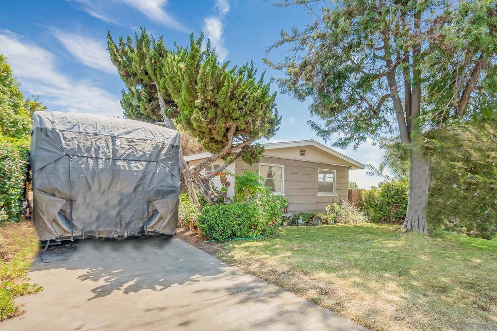 San Diego, CA 92139,5603 Winchester St