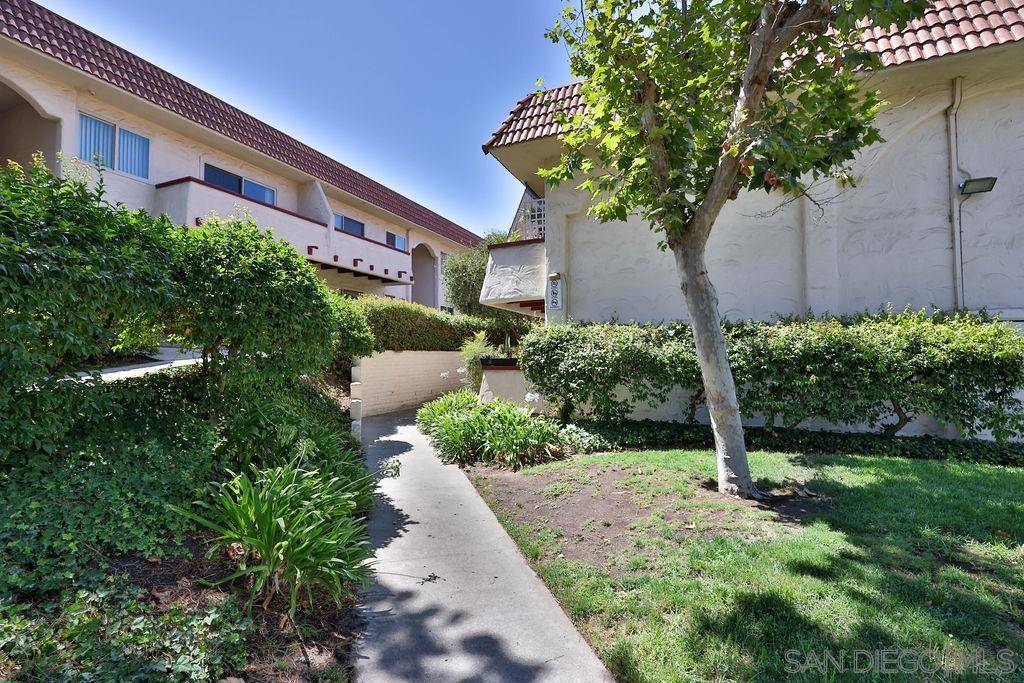 San Diego, CA 92119,8661 Lake Murray Blvd #19