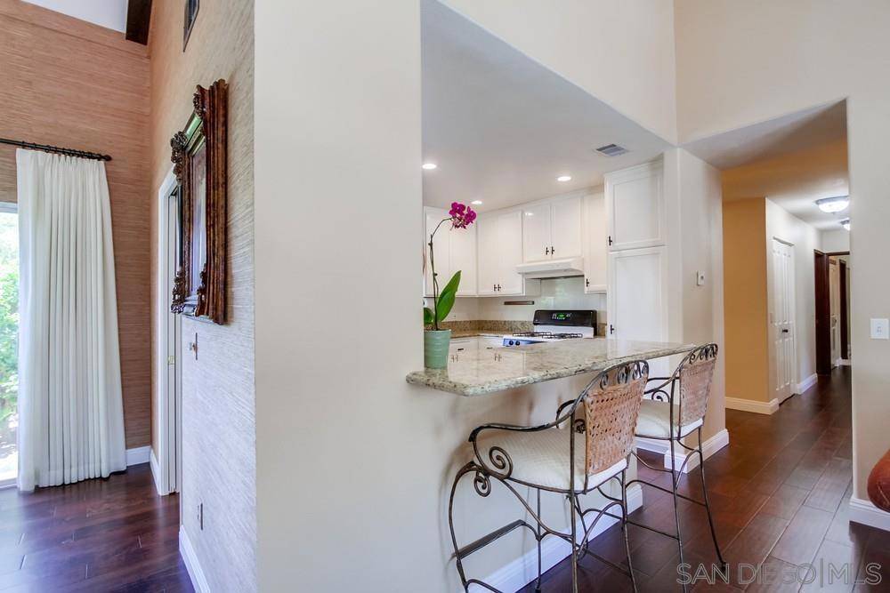 San Diego, CA 92128,16470 Caminito Vecinos #84
