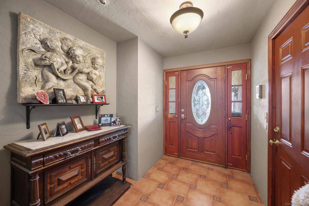 Santee, CA 92071,9938 Sappington Ct
