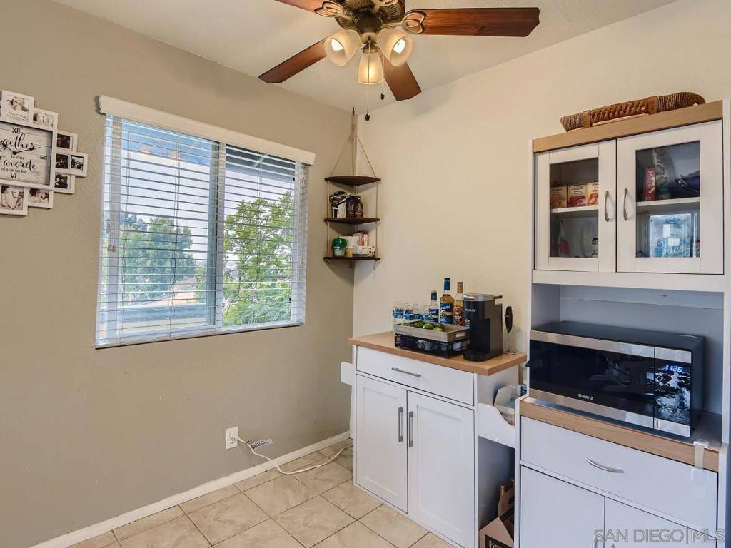 Fallbrook, CA 92028,868 E Alvarado St #35