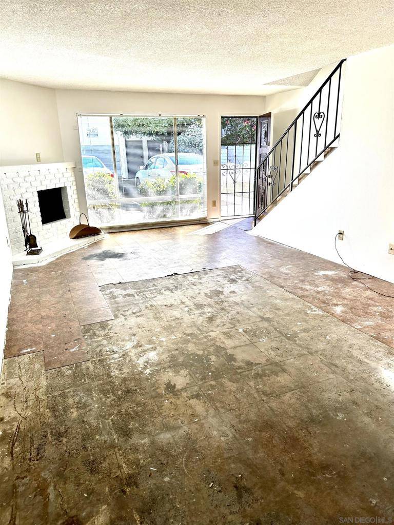 San Diego, CA 92123,3282 Berger Ave #A5