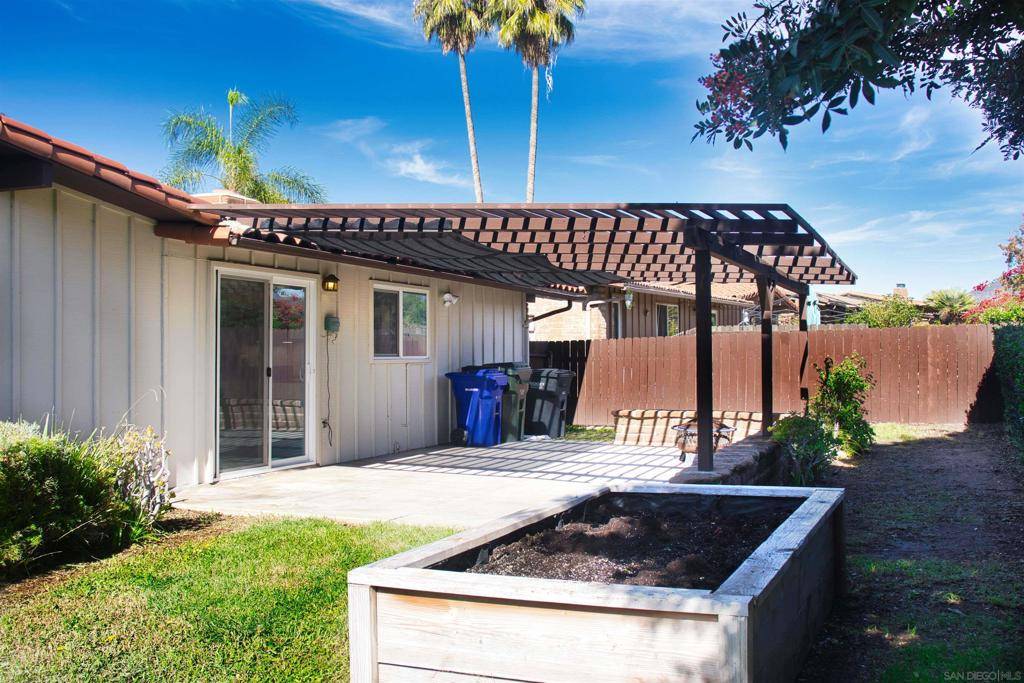 Fallbrook, CA 92028,3224 Via Almonte