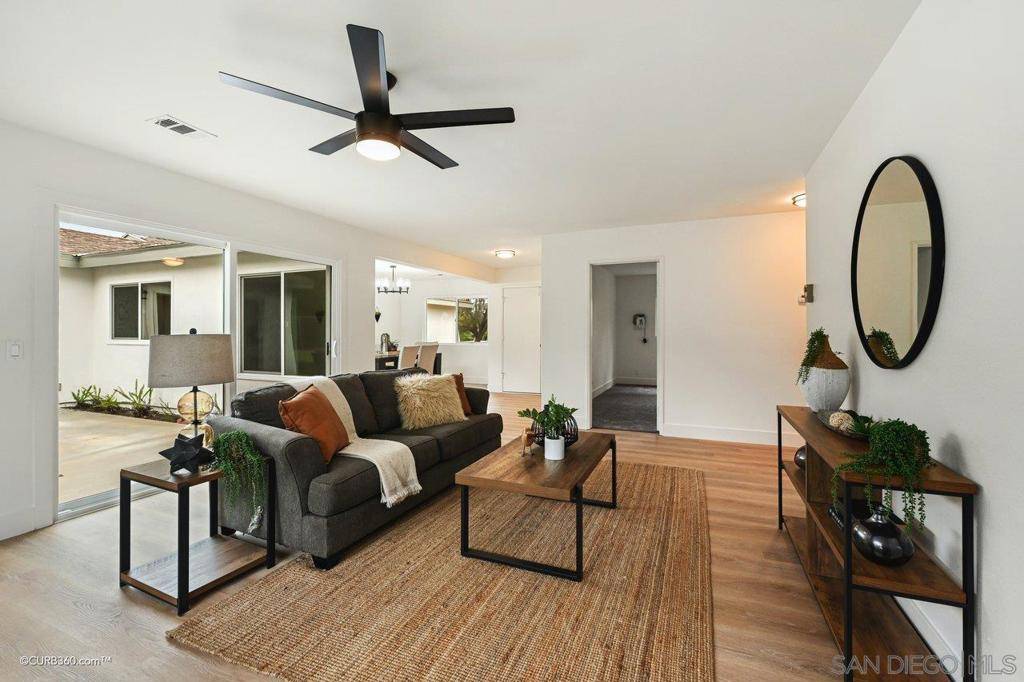 Poway, CA 92064,14112 Durhullen Dr