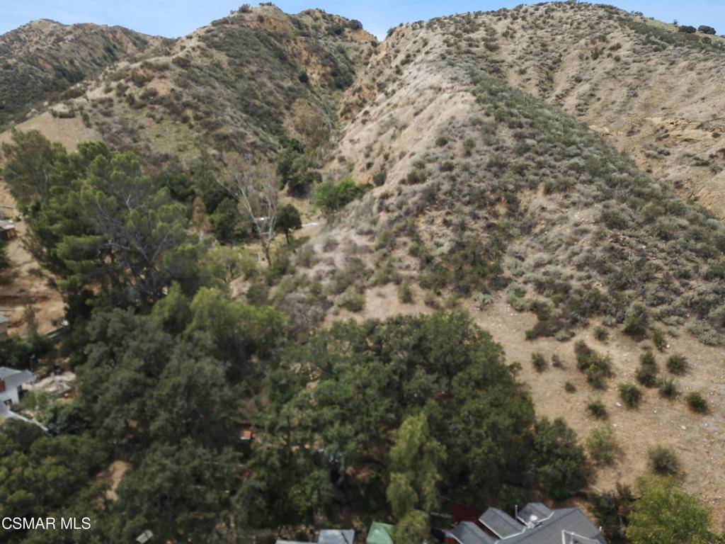 Simi Valley, CA 93063,5946 Oak Knolls RD