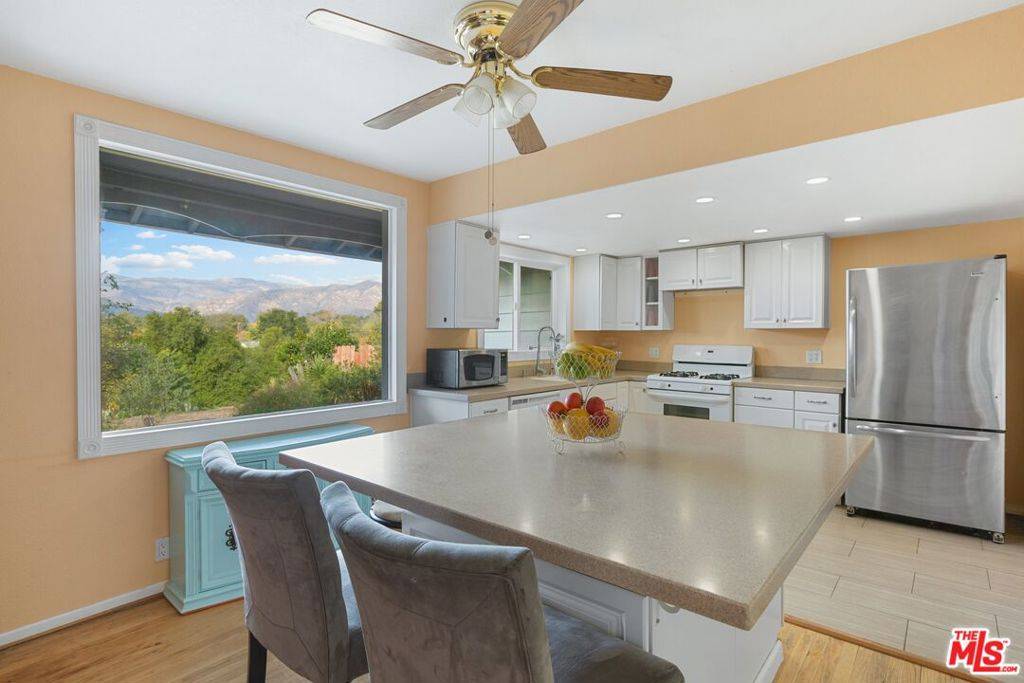 Oak View, CA 93022,5 BRANDT AVE