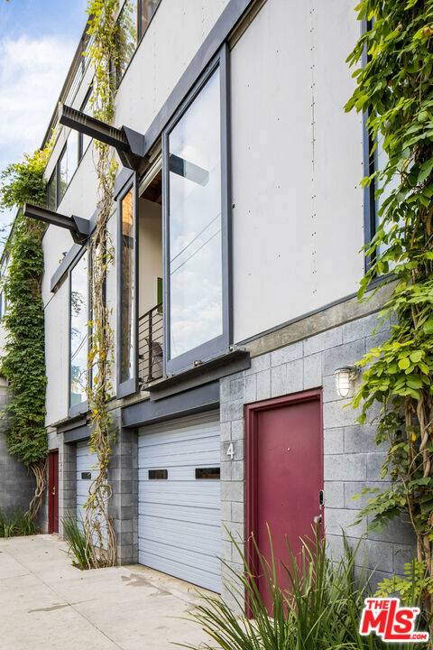 Venice, CA 90291,1113 ELECTRIC AVE #4