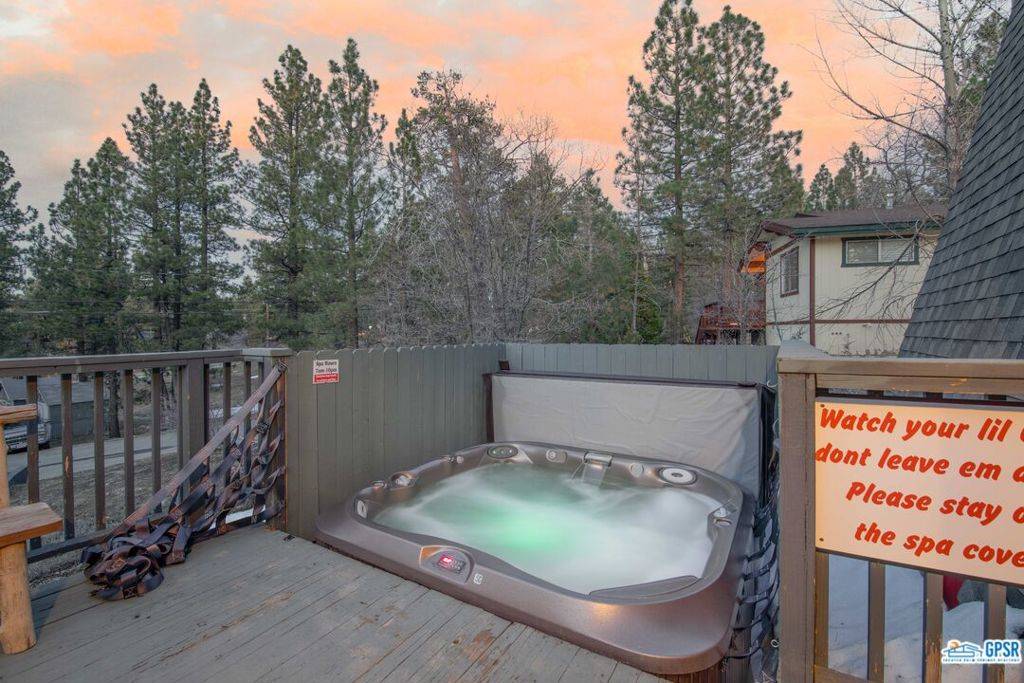 Big Bear, CA 92315,40057 HIGHLAND RD