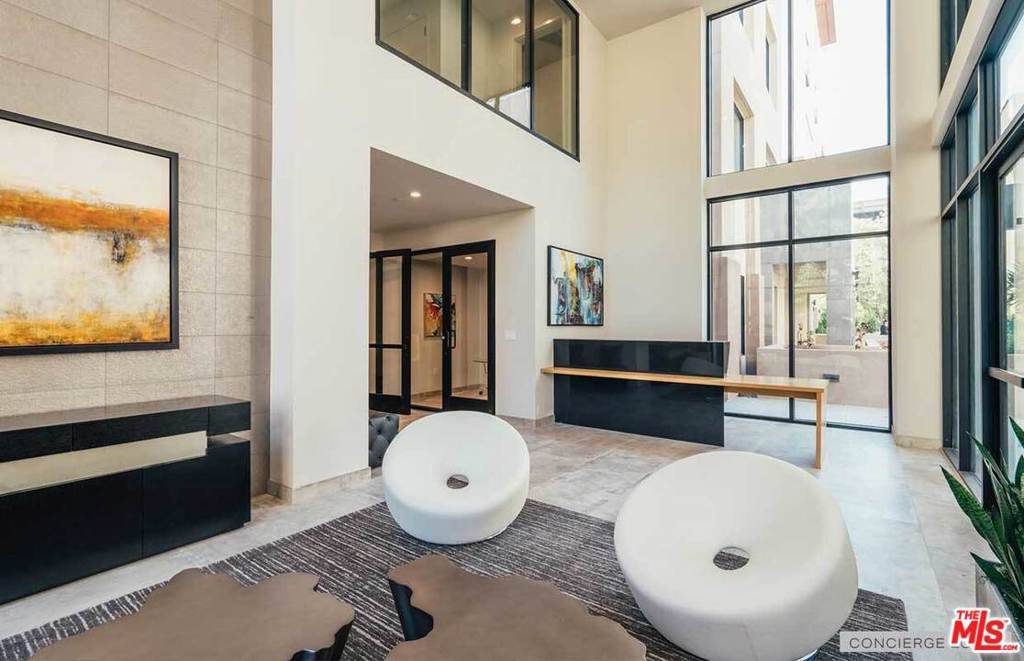 Pasadena, CA 91105,328 W GREEN ST #303