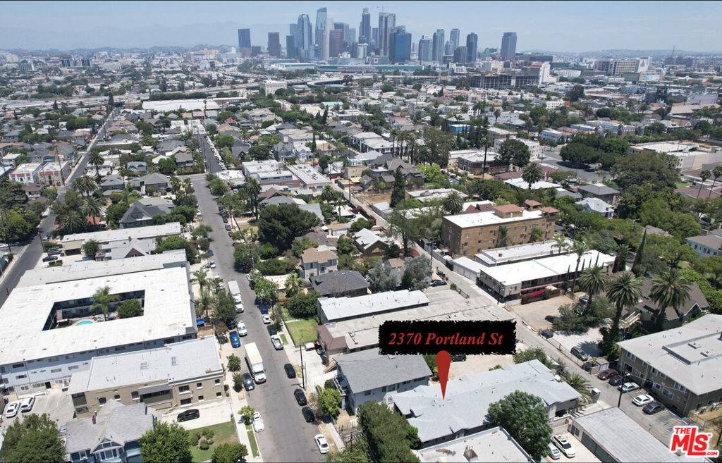 Los Angeles, CA 90007,2370 Portland ST