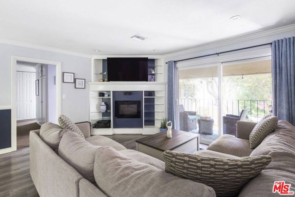 Studio City, CA 91602,11138 Aqua Vista ST #63