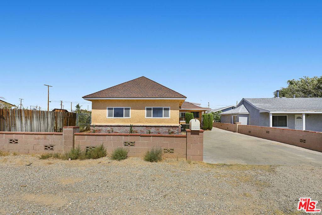 Mojave, CA 93501,16144 H ST