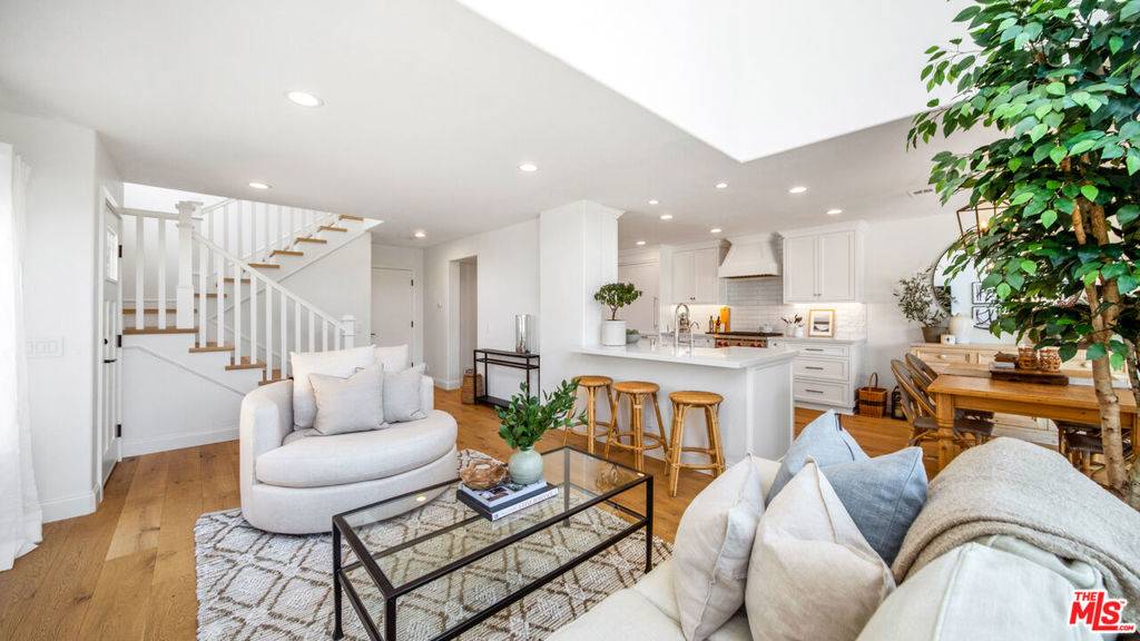 Calabasas, CA 91302,3731 Calle Jazmin