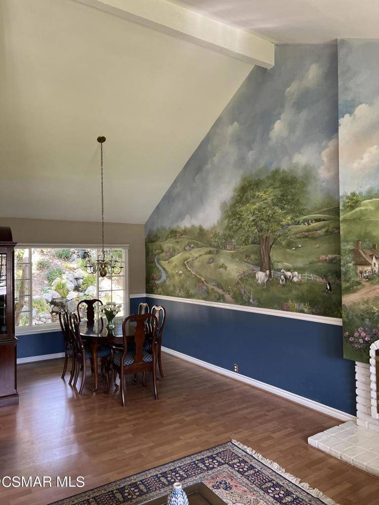 Thousand Oaks, CA 91362,3055 Morningside DR