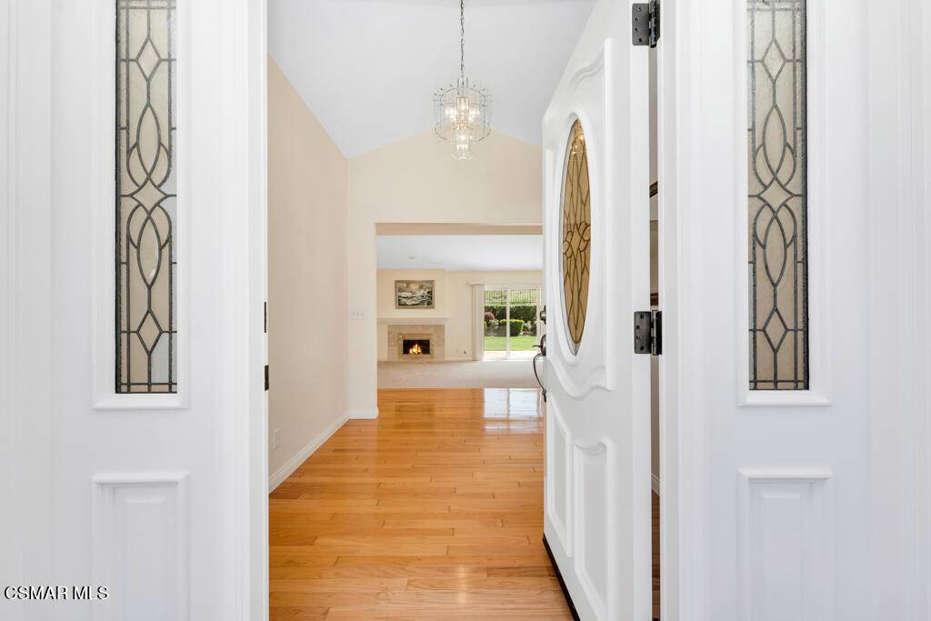 Newbury Park, CA 91320,248 Asta AVE