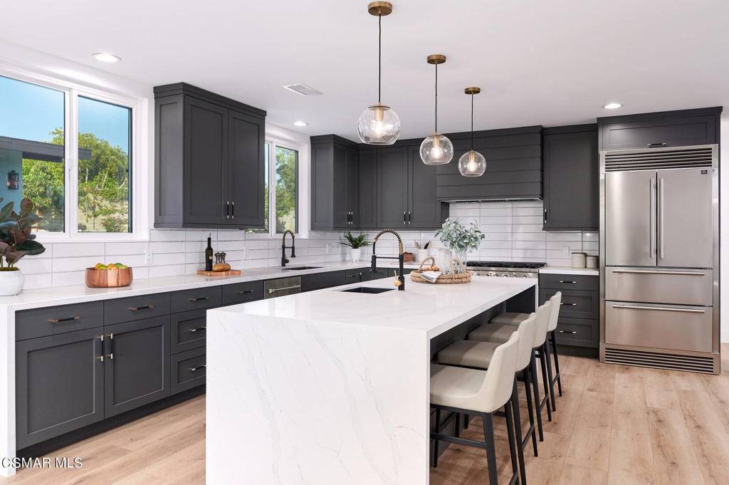 Camarillo, CA 93010,1340 Calle Aurora