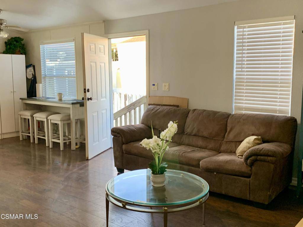 Thousand Oaks, CA 91362,198 Skyline DR #58