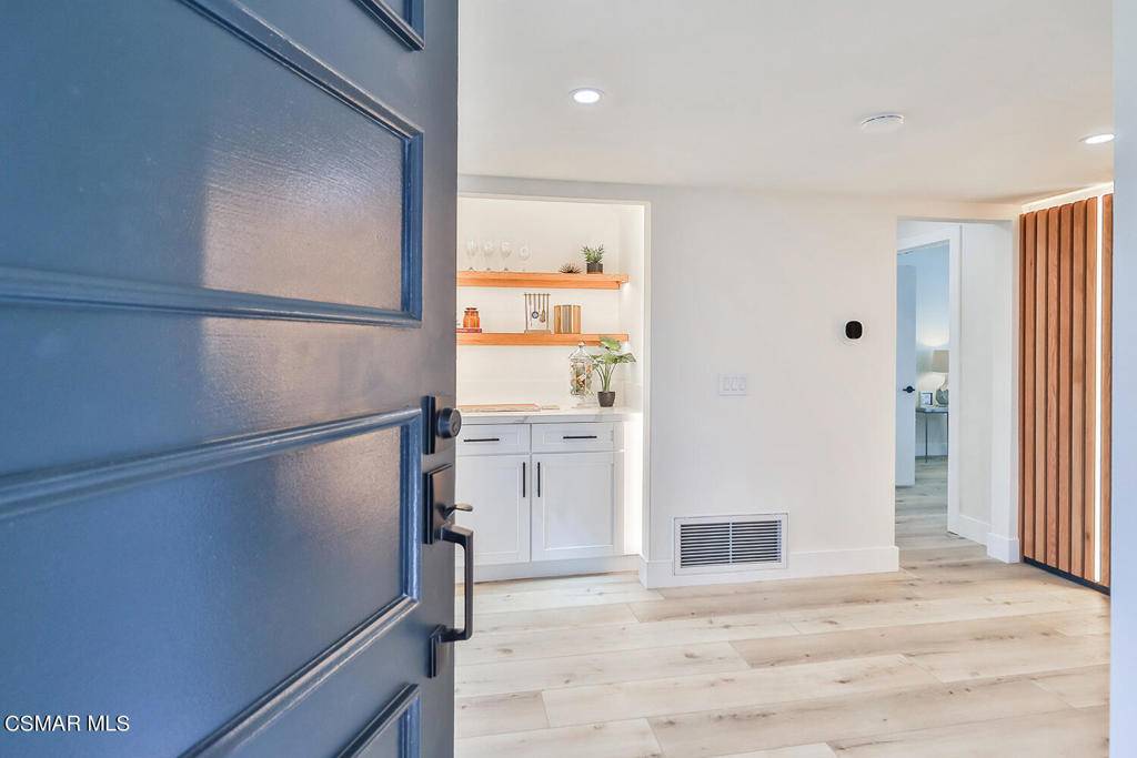 Agoura Hills, CA 91301,29267 Deep Shadow DR