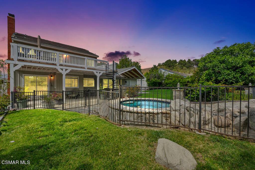 Simi Valley, CA 93065,2064 Casual CT