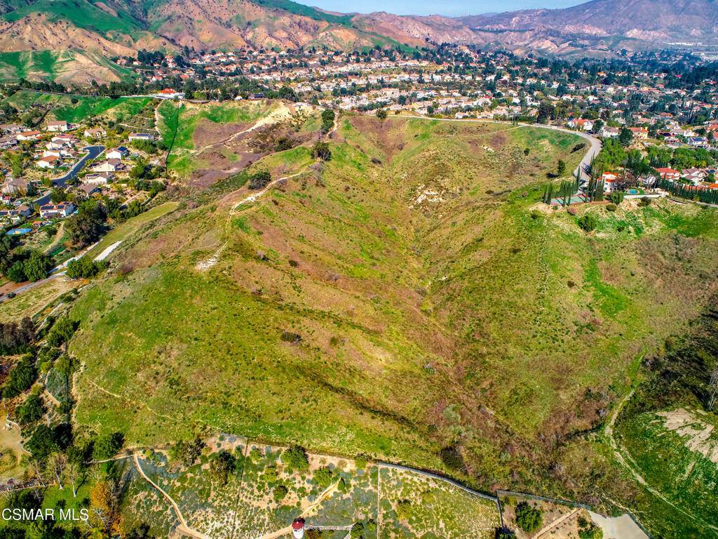 Granada Hills, CA 91344,17900 Bull Canyon RD