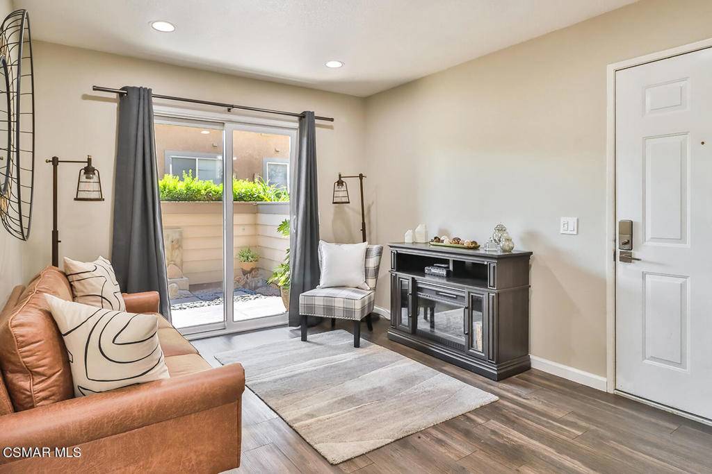 Simi Valley, CA 93063,4577 Alamo ST #C