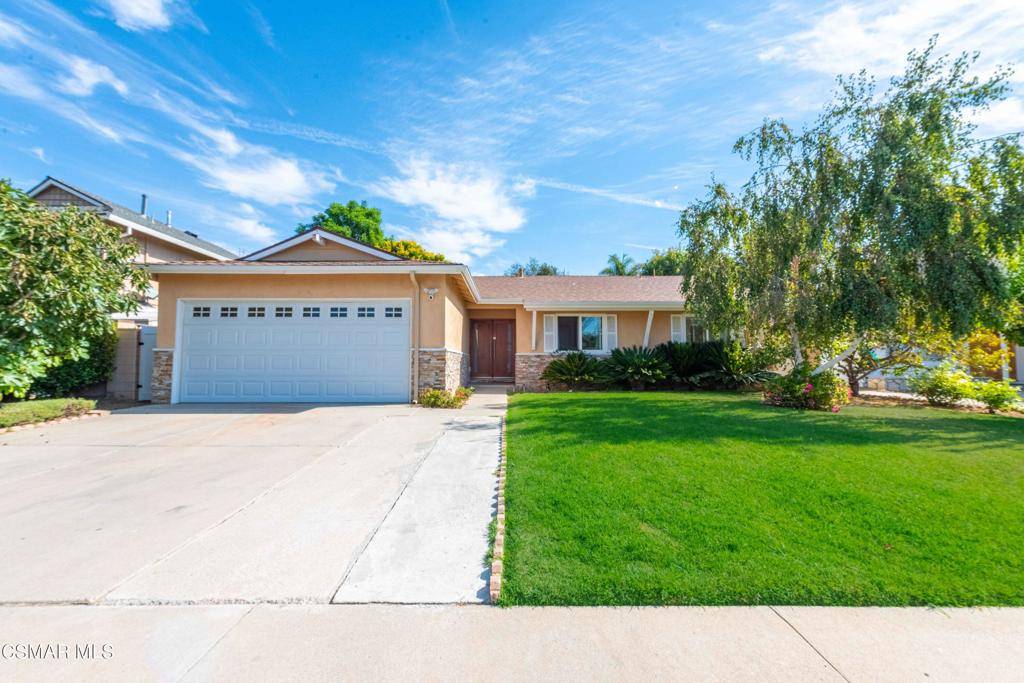 Agoura Hills, CA 91301,6030 Lake Nadine PL