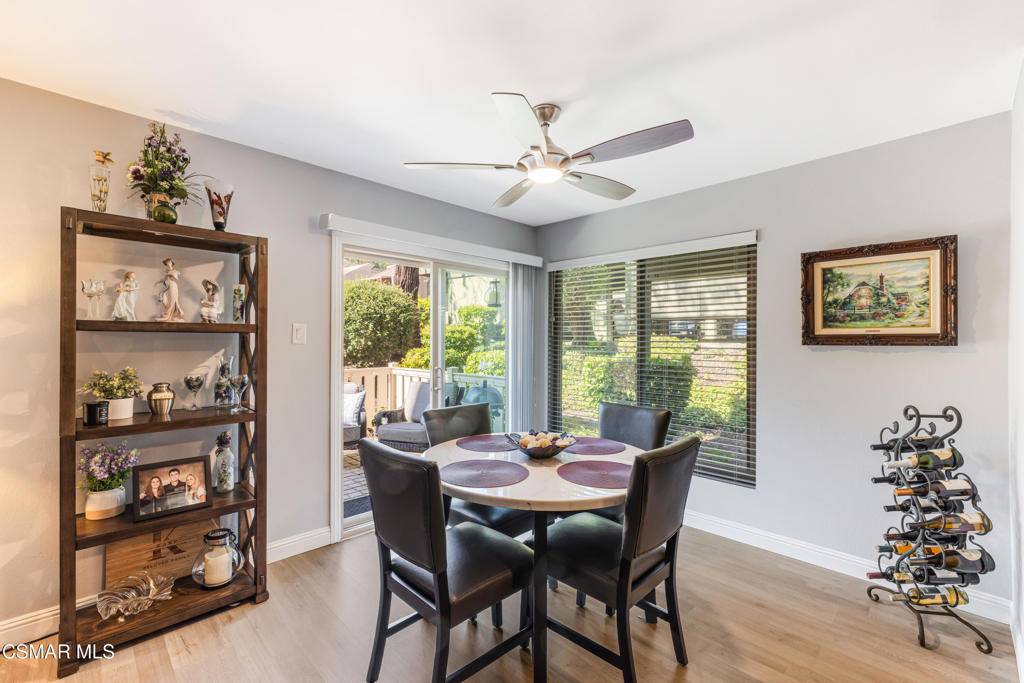 Thousand Oaks, CA 91360,348 Chestnut Hill CT #17