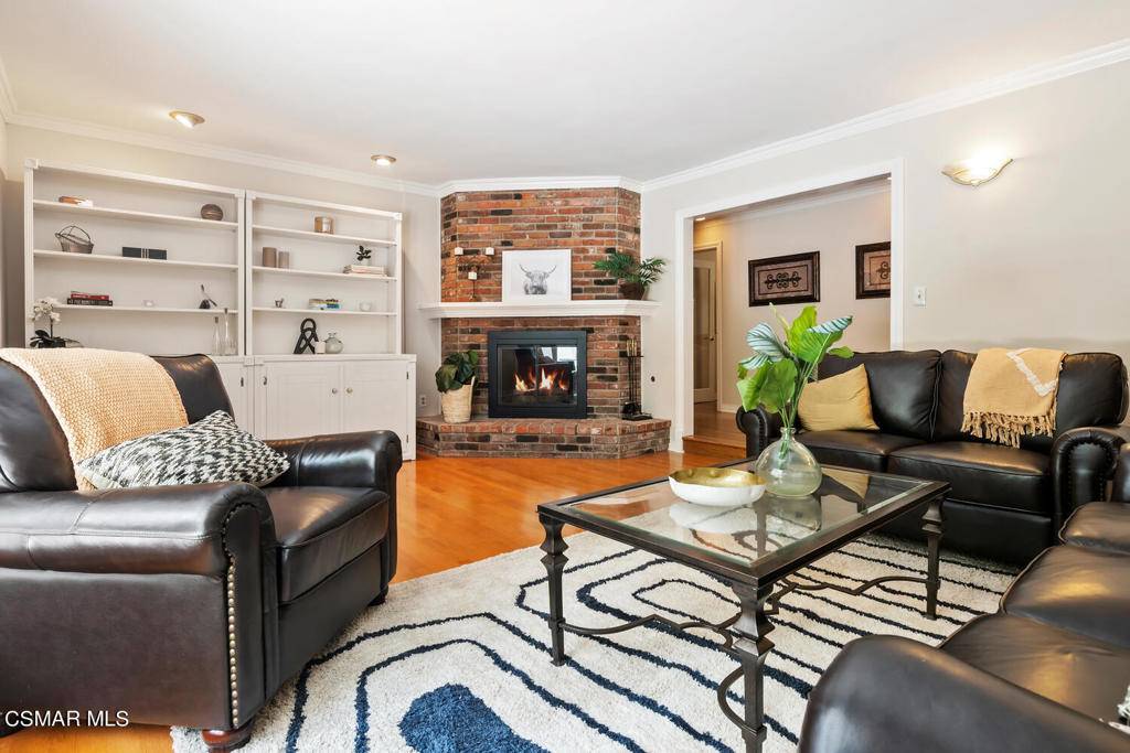 Woodland Hills, CA 91364,4324 Natoma AVE