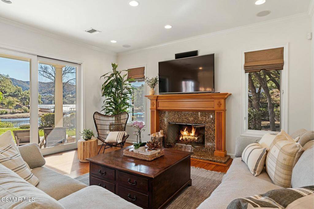 Lake Sherwood, CA 91361,196 Lake Sherwood DR